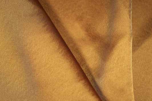 Satin Stoff in auffÀlligem Orange