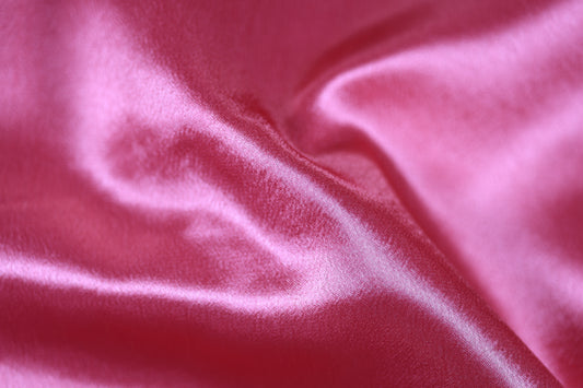 Leuchtender Satin Stoff fuchsiafarben 140cm