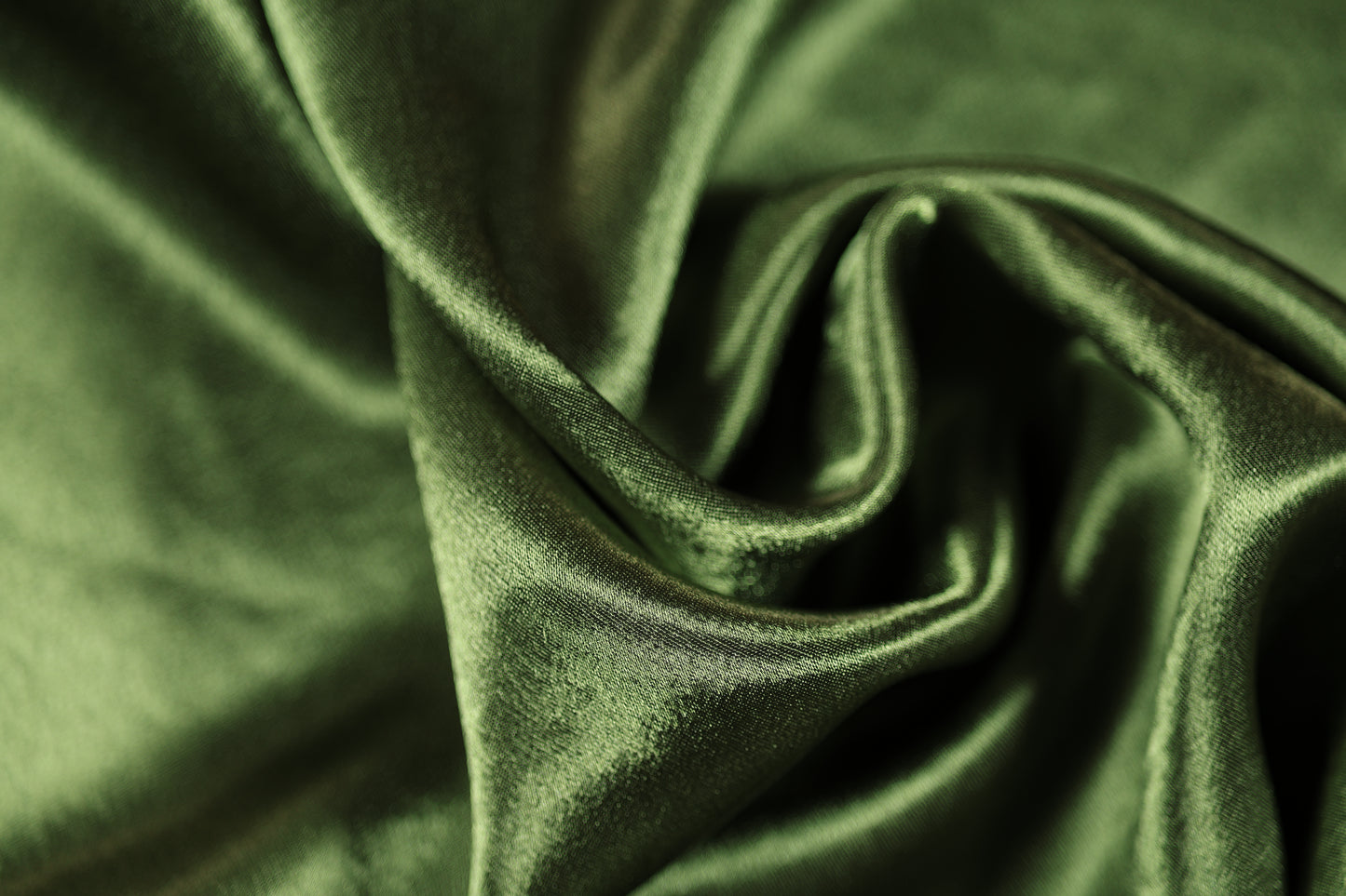 Krepp Satin Olivgrün Stoff glänzend 140cm weich fallend