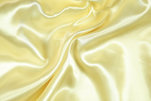 Sonnengelber Satin für Dekoideen