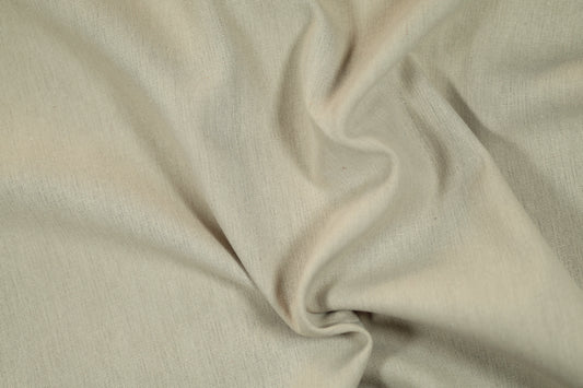 Sommerlicher Stoff in Sand