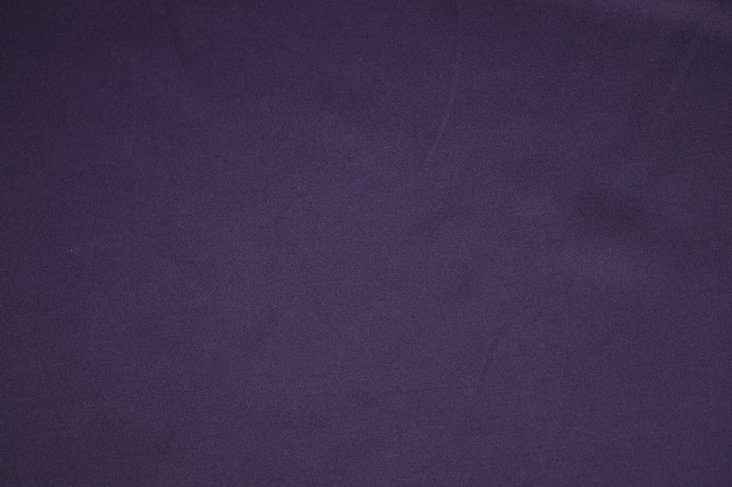 Hochwertiger Skuba Jersey Stoff – ideal für enganliegende Kleidung in Violett