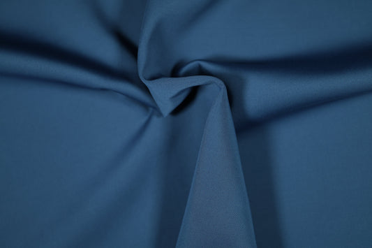 Hochwertiger Skuba Jersey Stoff – ideal für enganliegende Kleidung in Petrolblau
