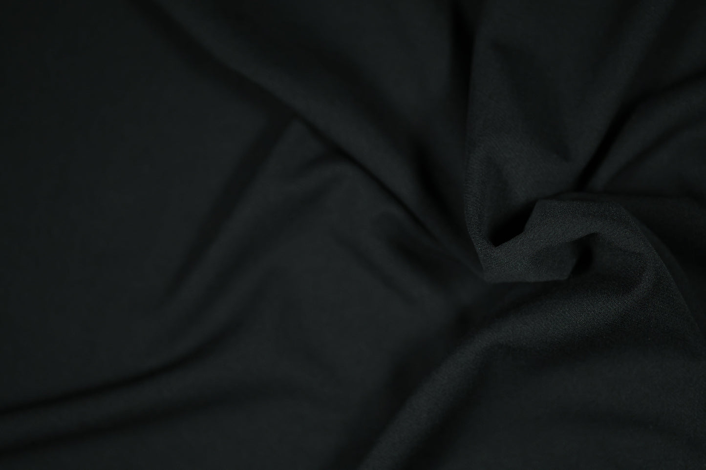 Weicher Baumwoll-Jersey in Schwarz – blickdicht und komfortabel