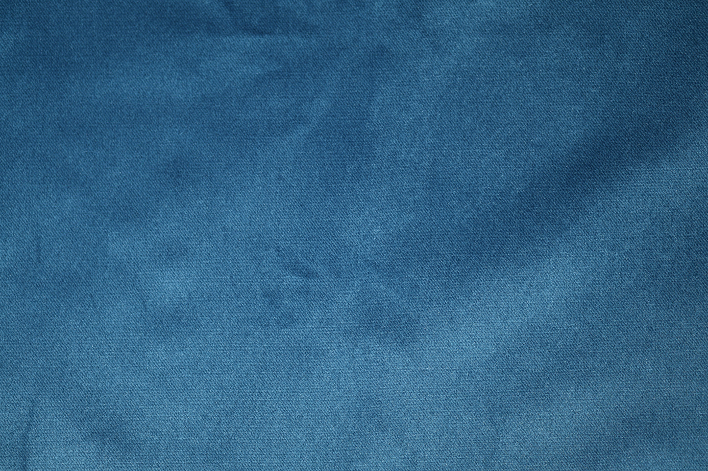 Stoff in modernem Stahlblau für Sofas und Sessel