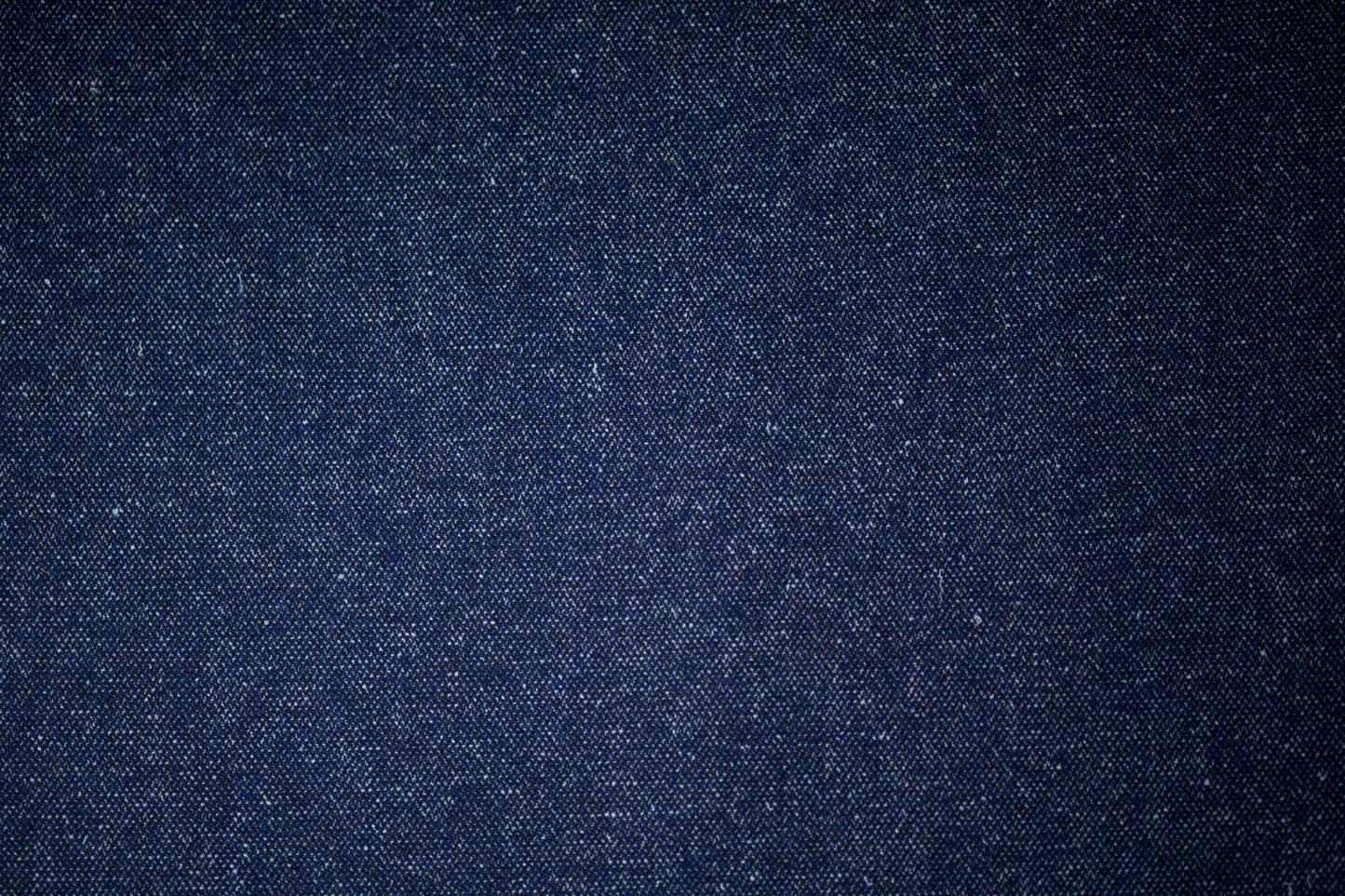 Klassischer Wollstoff in Jeansblau – ideal für moderne Outfits