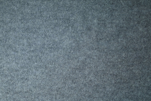 Melierter Wollstoff in Grau – ideal für Jacken und Mäntel