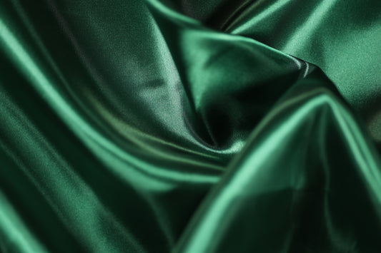 Glatter Dekostoff dunkelgrün 140cm