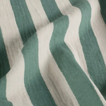 Musselin Stoff Streifen Grün – Weicher Baumwollstoff mit Print