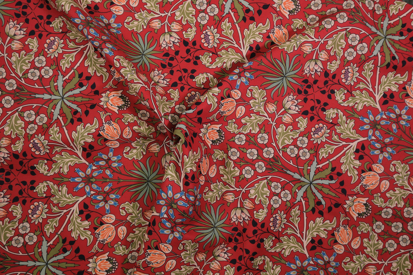 Baumwollstoff rot mit klassischem Ornament- und Blumenmuster