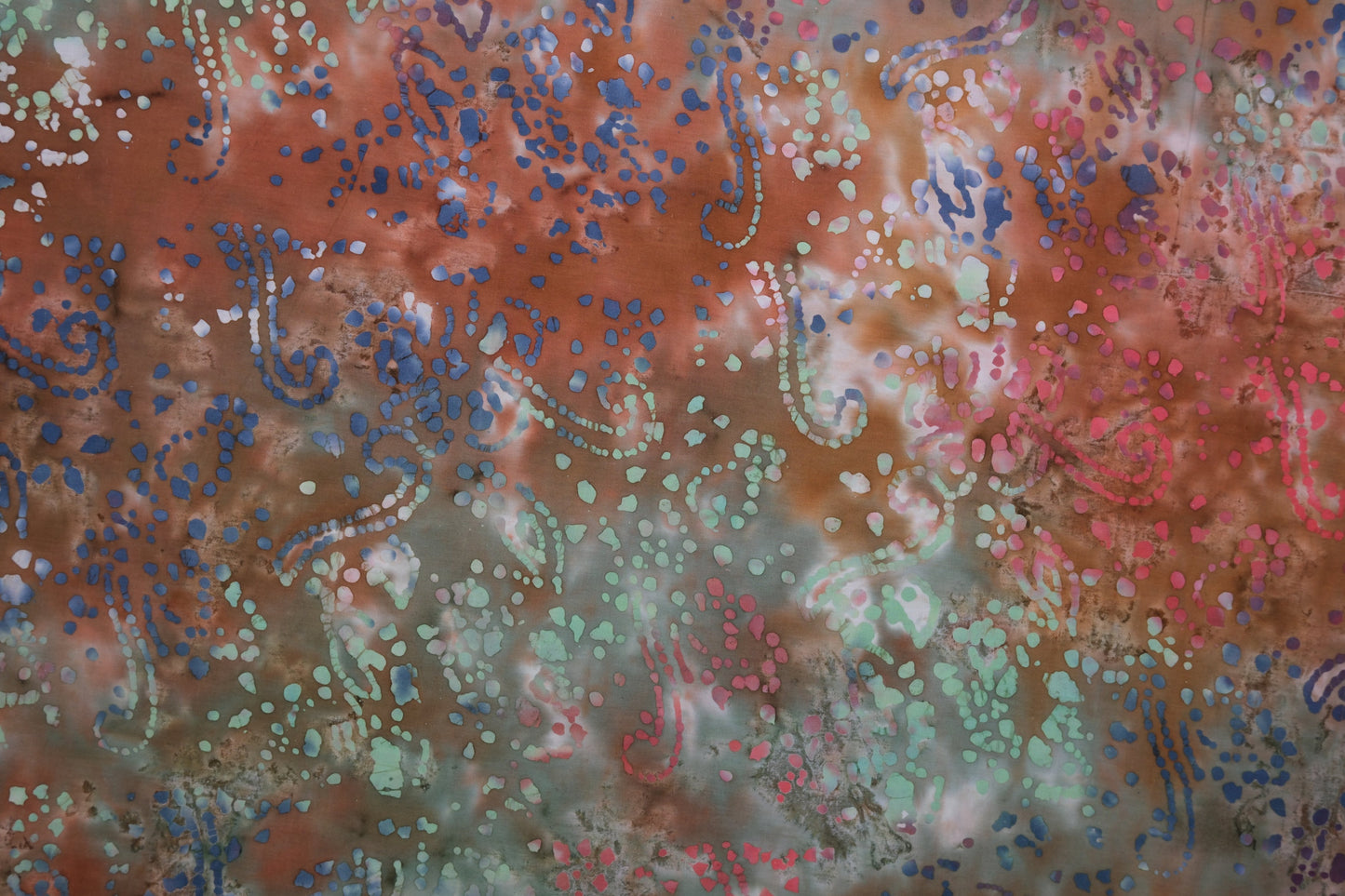 Baumwollstoff Batik Multicolor – Braun Blau Rosa Türkis künstlerischer Batikstoff