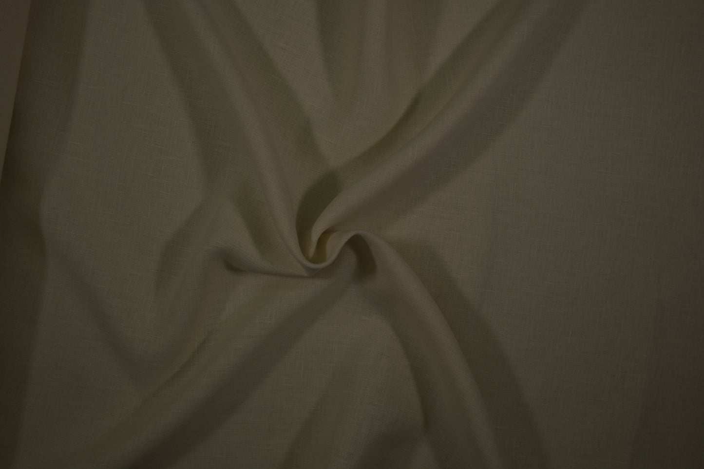 100% Leinen Stoff in Beige – weicher Fall und natürliche Optik