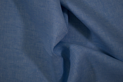 Leichter Leinenstoff in Hellblau – ideal für Sommerprojekte