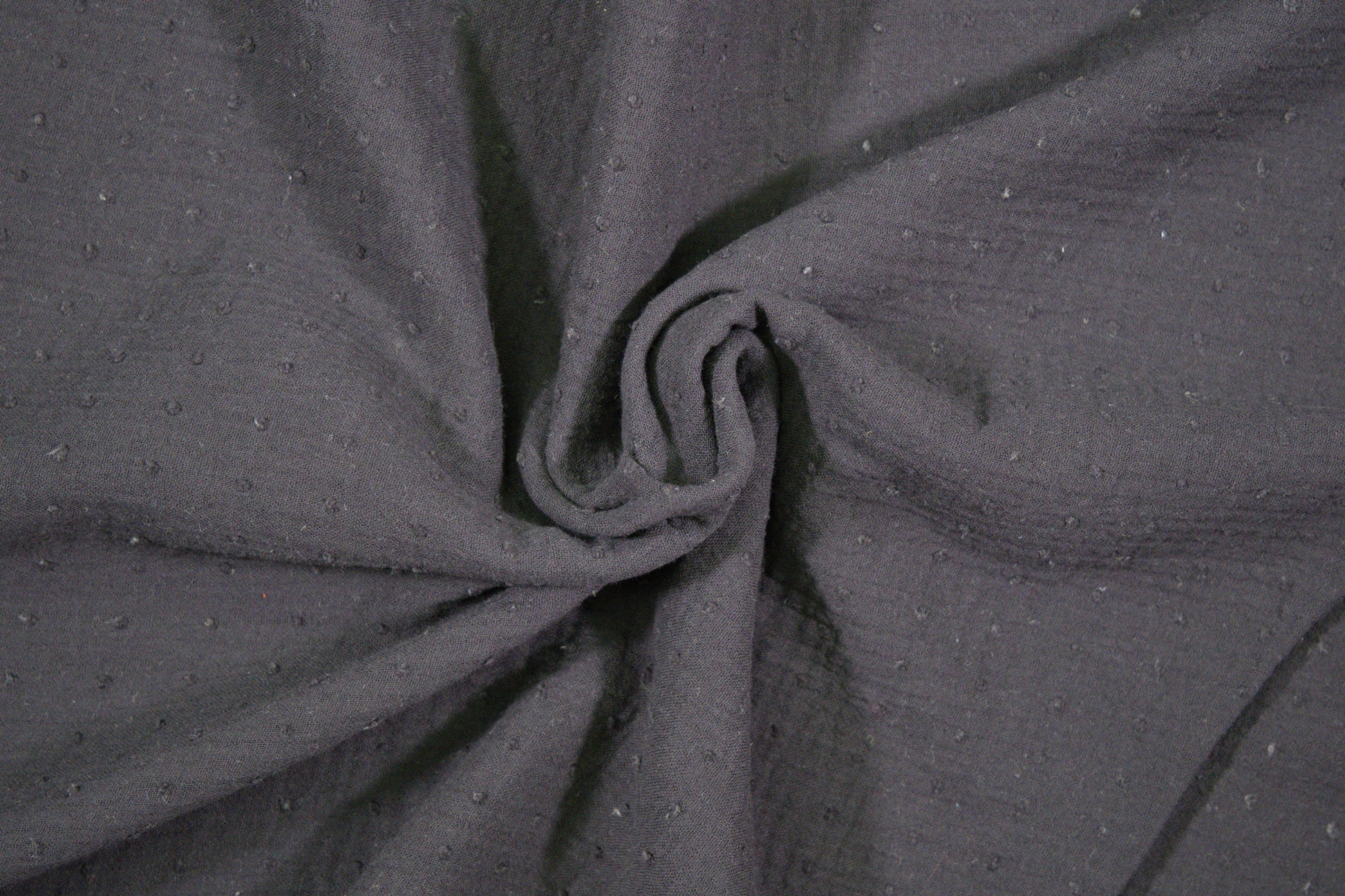 Musselin Double Gauze in Anthrazit mit feiner Punktstruktur