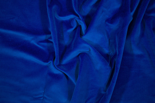 Königsblauer Baumwollsamt mit edler, weicher Samtstruktur