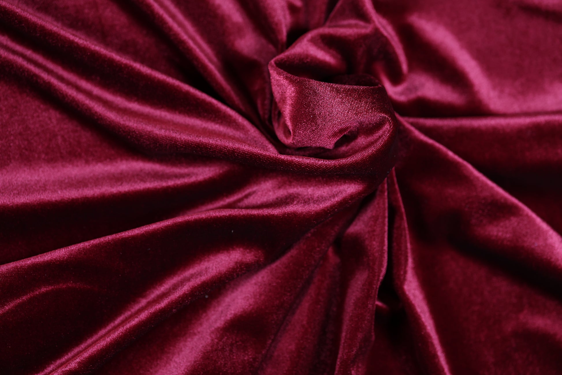 Samtstoff in Altrosa – ideal für feminine Kleidung