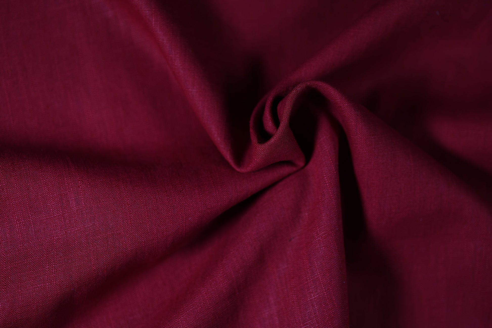 Leinenstoff in Bordeaux – ideal für Sommermode, Deko und Accessoires