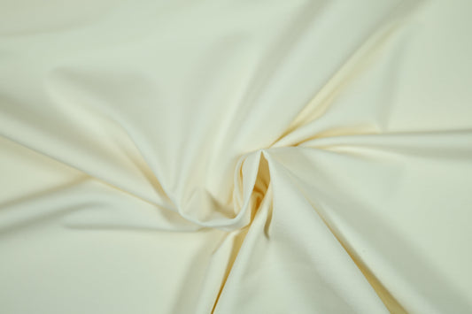 Weicher Baumwolljersey in Creme – perfekt für Baby-Outfits