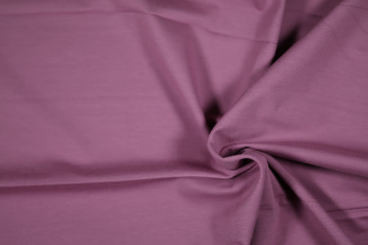 Altrosa Baumwolljersey – weich & dehnbar für feminine Nähprojekte