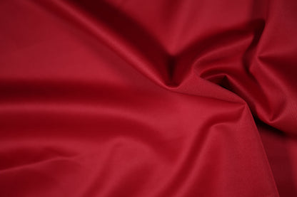 Scuba Stretch Stoff in leuchtendem Signalrot – perfekt für auffällige Outfits