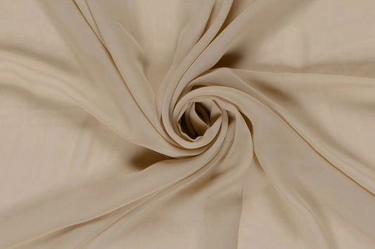 Fließender Chiffonstoff in Creme – Leicht & halbtransparent für elegante Mode