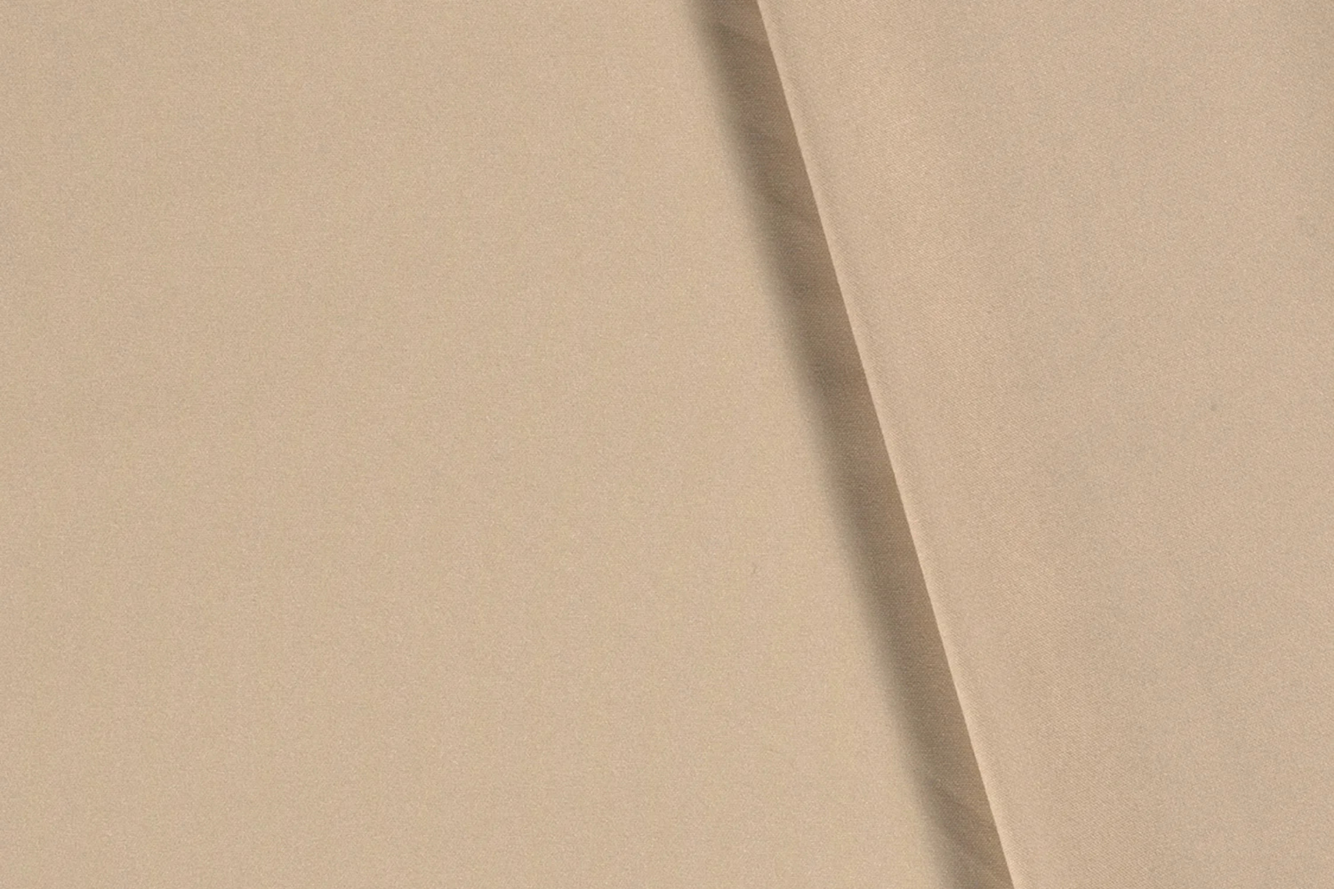 Beiger Uni Stoff aus Polyester mit matter Oberfläche Stoffeya