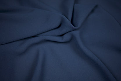 Chiffon Stoff in Marineblau – fließend & blickdicht