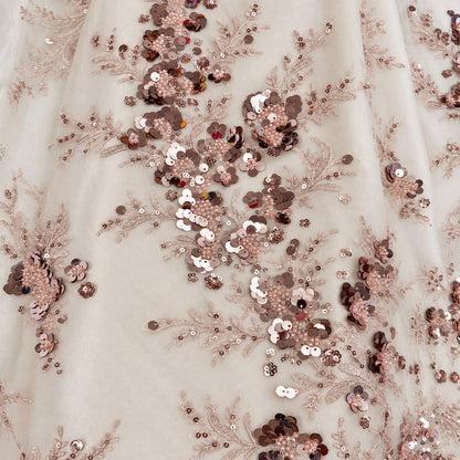 Perlenspitze Altrosa 3D-Blüten – Detail der Pailletten – Stoffeya