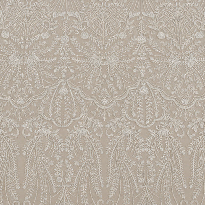 Brautspitze Ivory mit Perlen – Gesamtansicht – Stoffeya